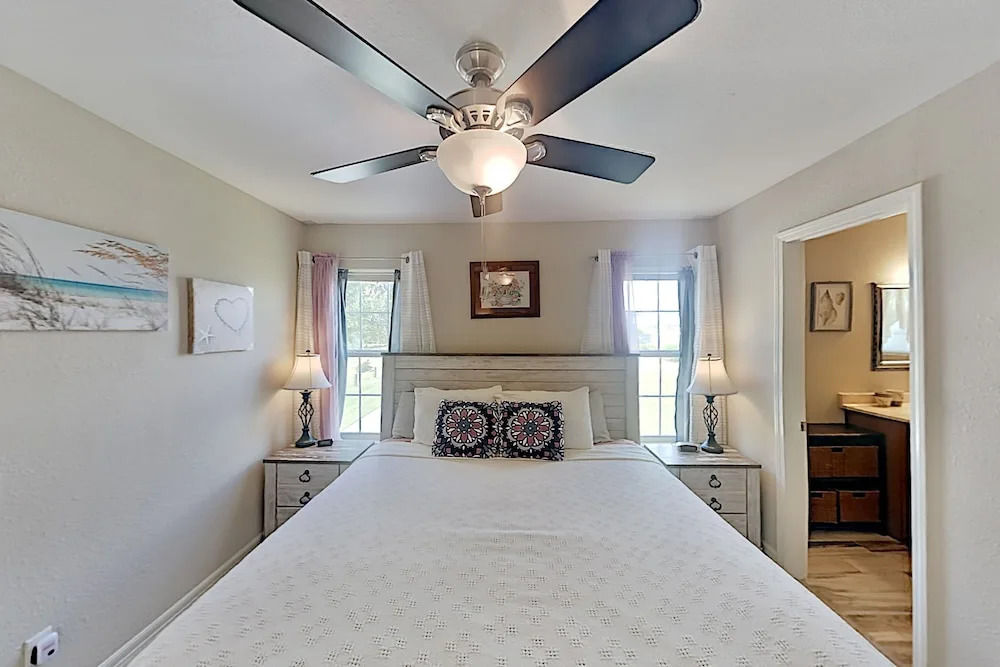 2614bayv 3 Bedroom Home