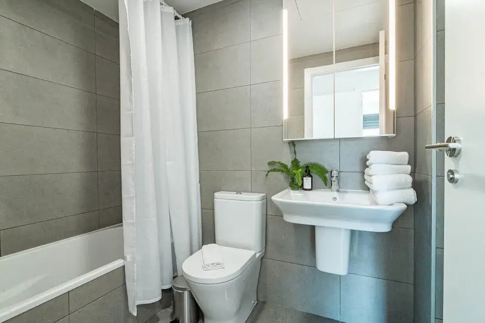 Eg5.4a - Luxury Penthouse With Private Sun Terrace