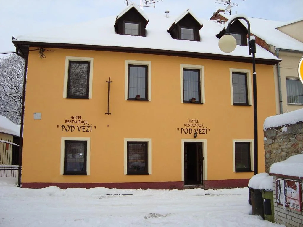 Hotel Pod věží
