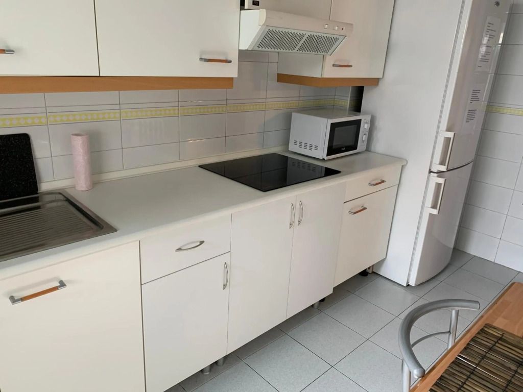 Apartamentos Suites Torr en Caja Mágica - Madrid