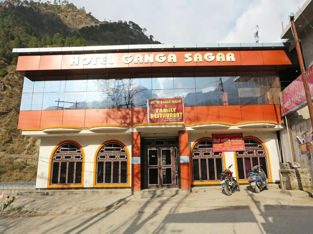 OYO 28260 Hotel Ganga Sagar