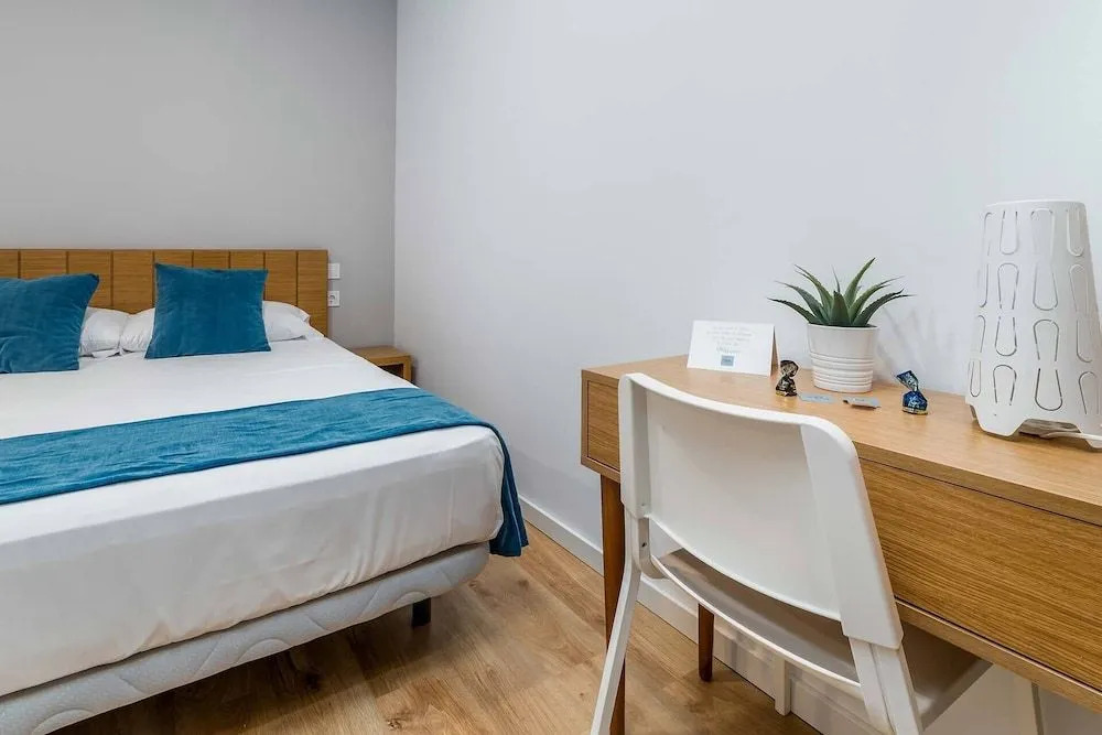 Nanit Valencia Hostel