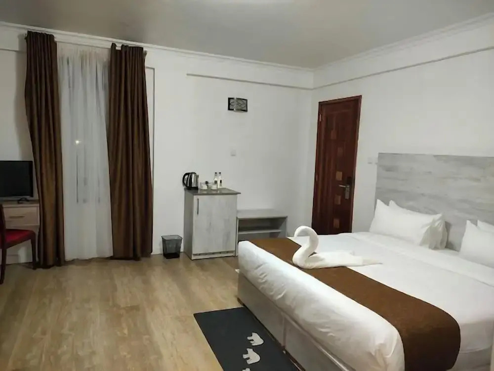 Grand Tiara Hotel Naivasha