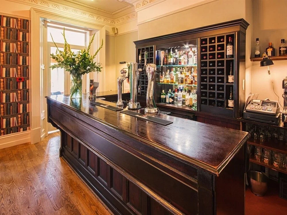 Eslington Manor