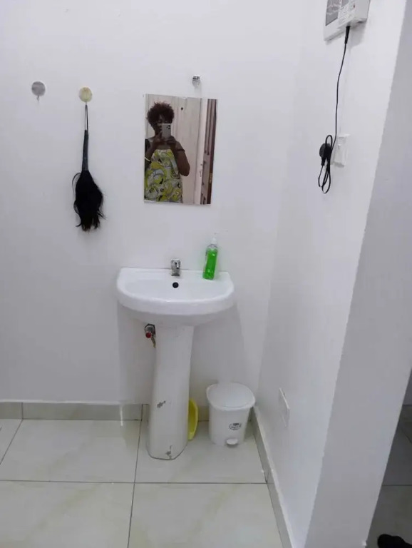 Lux Suites Rosavosa Apartments Bamburi