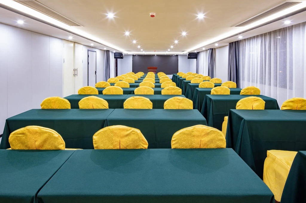 Ji Hotel Guilin Two Rivers And Four Lakes Scenic