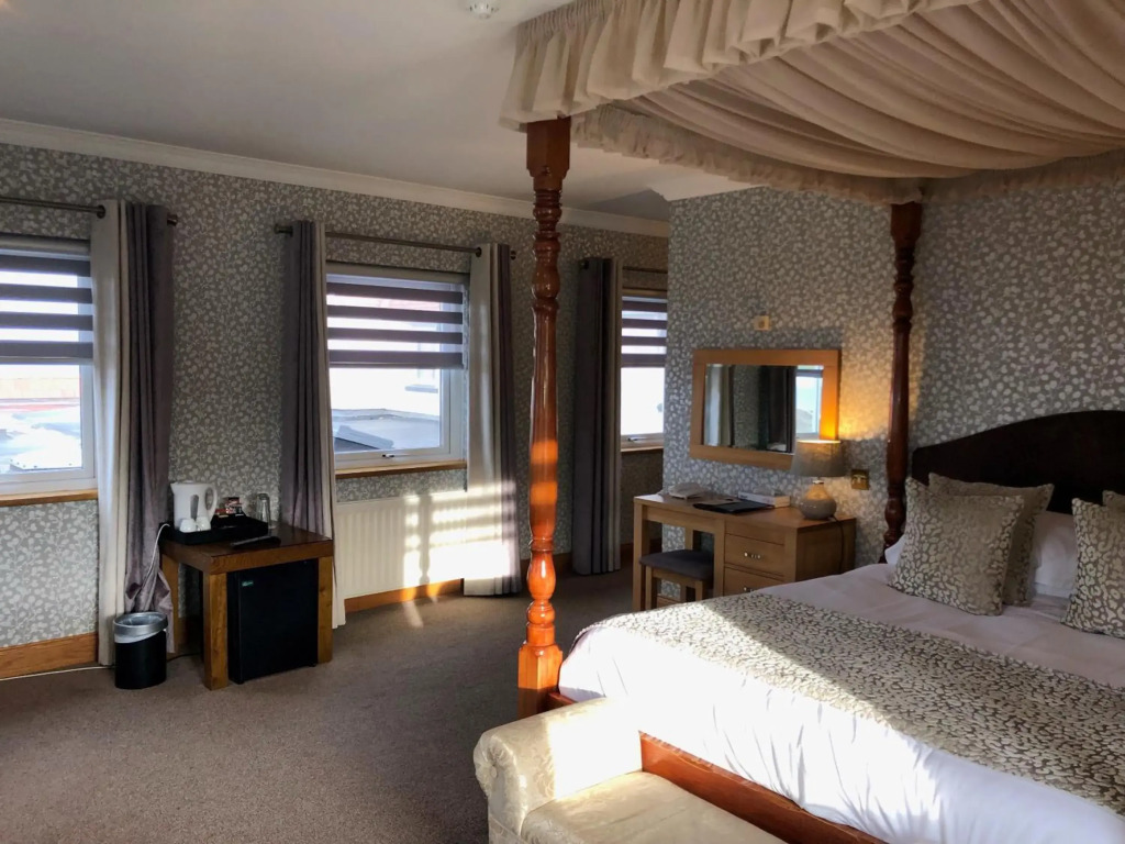 Royal Court Hotel