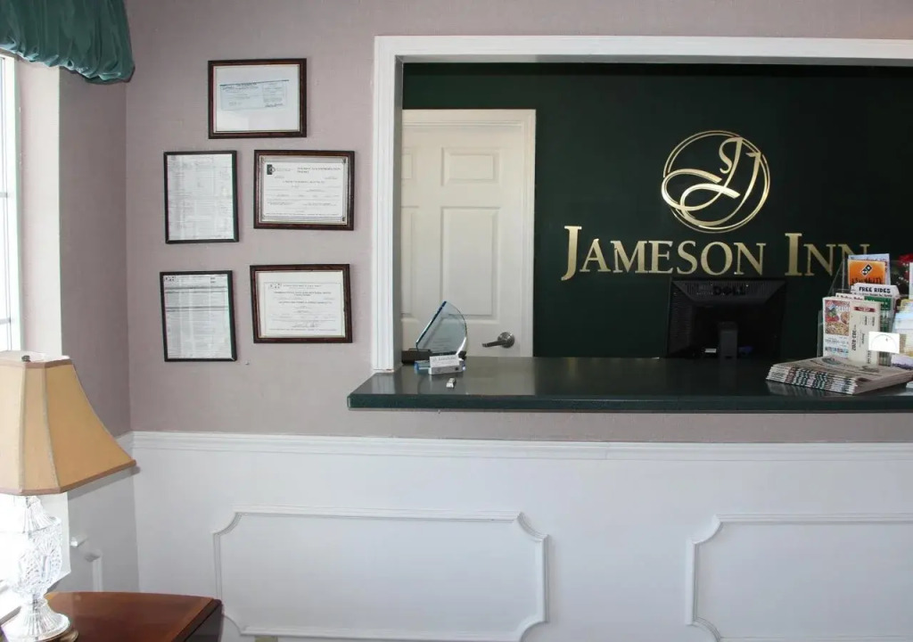 Jameson Inn Douglas