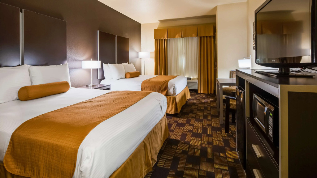 Best Western Windsor Pointe Hotel & Suites-Frost Bank Center