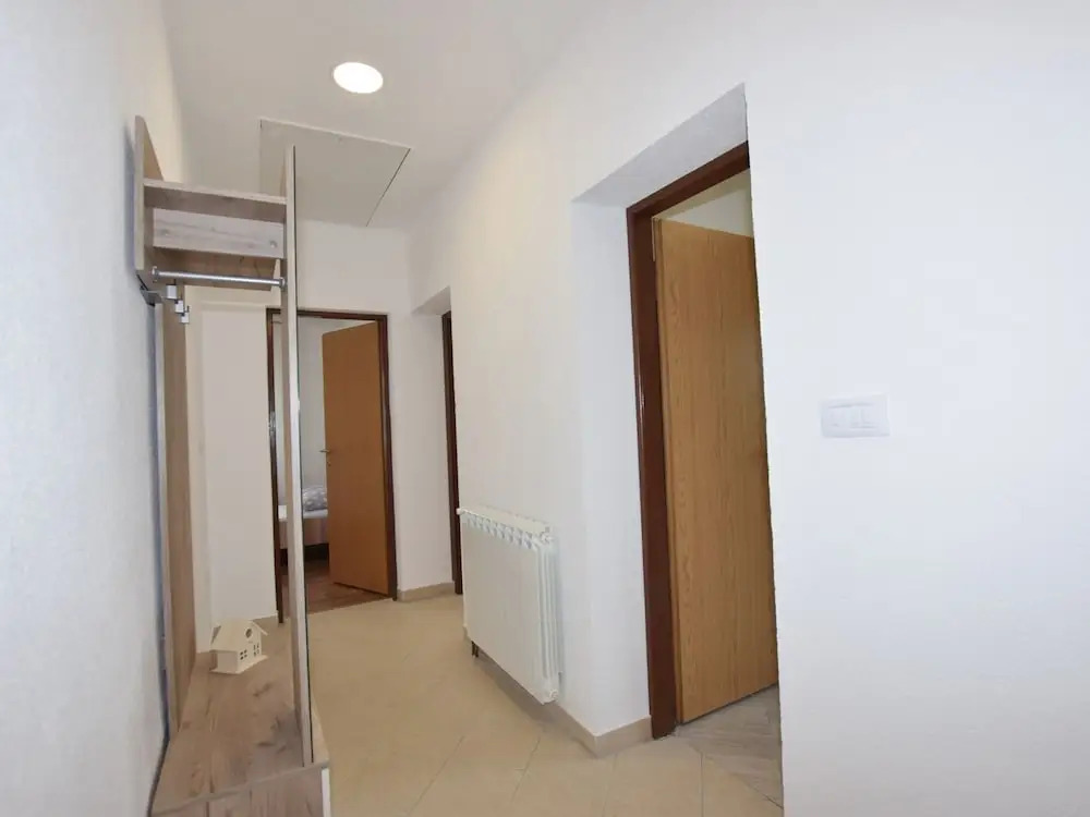 Apartment in Pula With Bbq, Parking, AC