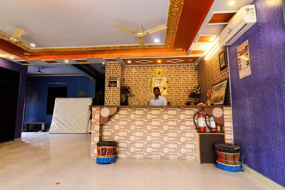 OYO 24596 Hotel Hill View