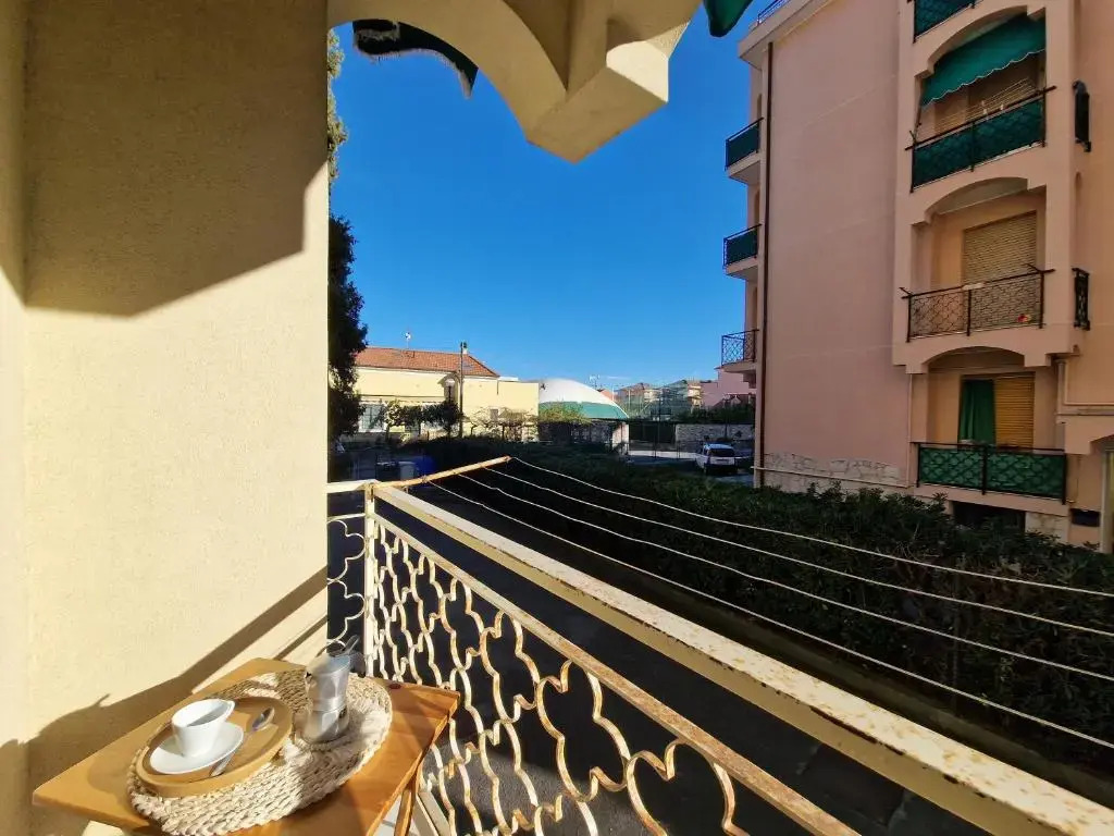 3 Locali - 600 metri dal Mare - Free Parking