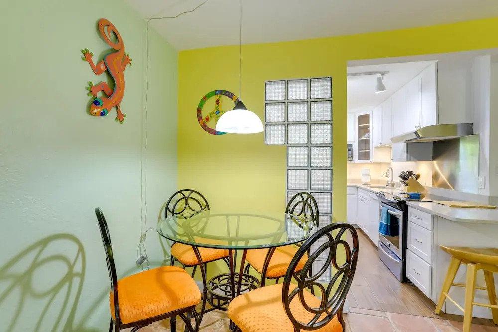 Colorful Gulfport Home: Walk to the Art District!