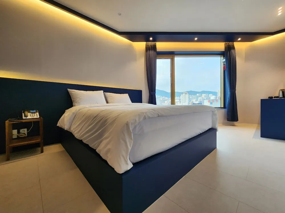 Goldstone Hotel