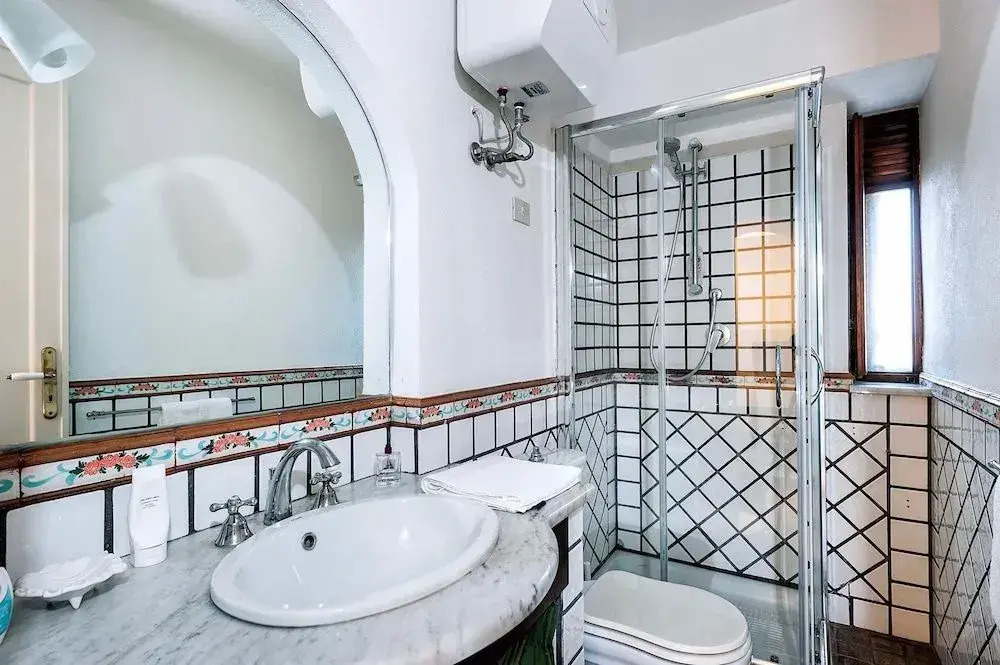 Villa La Timpa - antica e maestosa villa con jacuzzi privata con una meravigliosa vista sull'Etna e sul mare