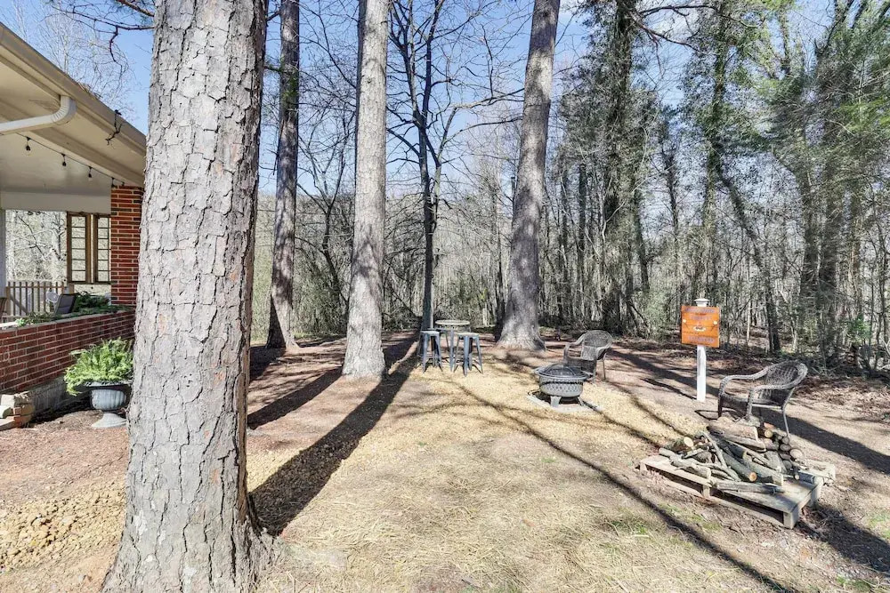 Peaceful Trenton Home w/ Patio Near Hiking!