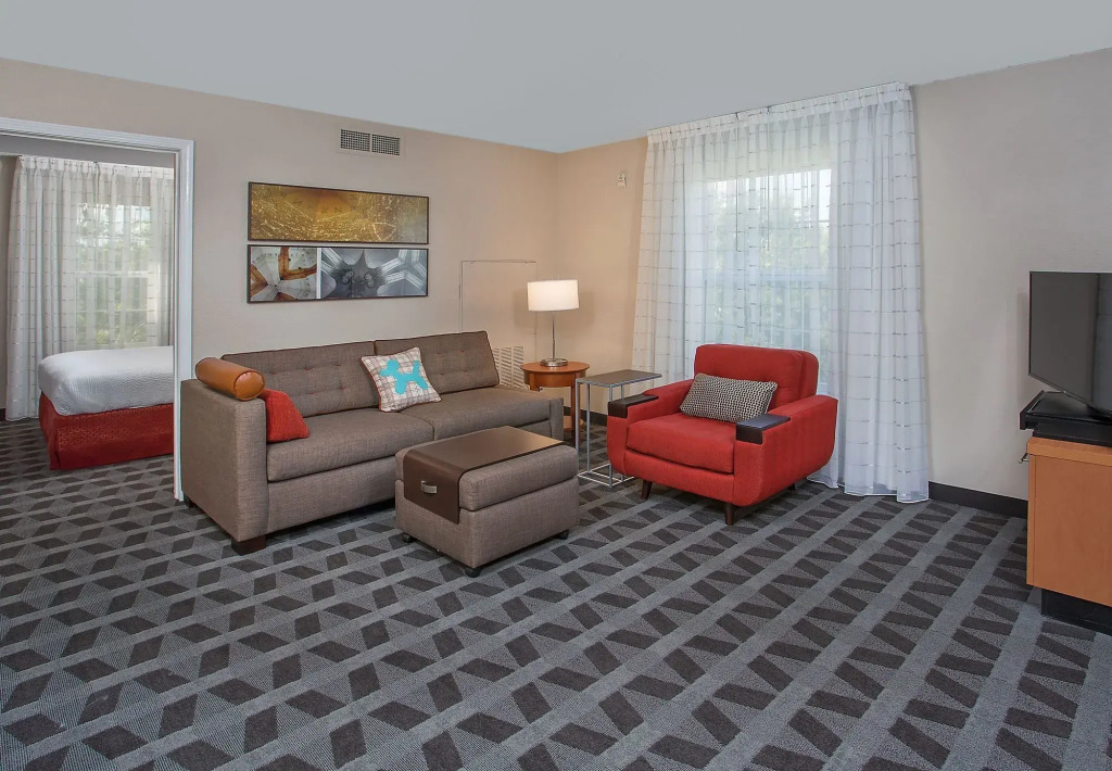 Courtyard by Marriott Knoxville Cedar Bluff