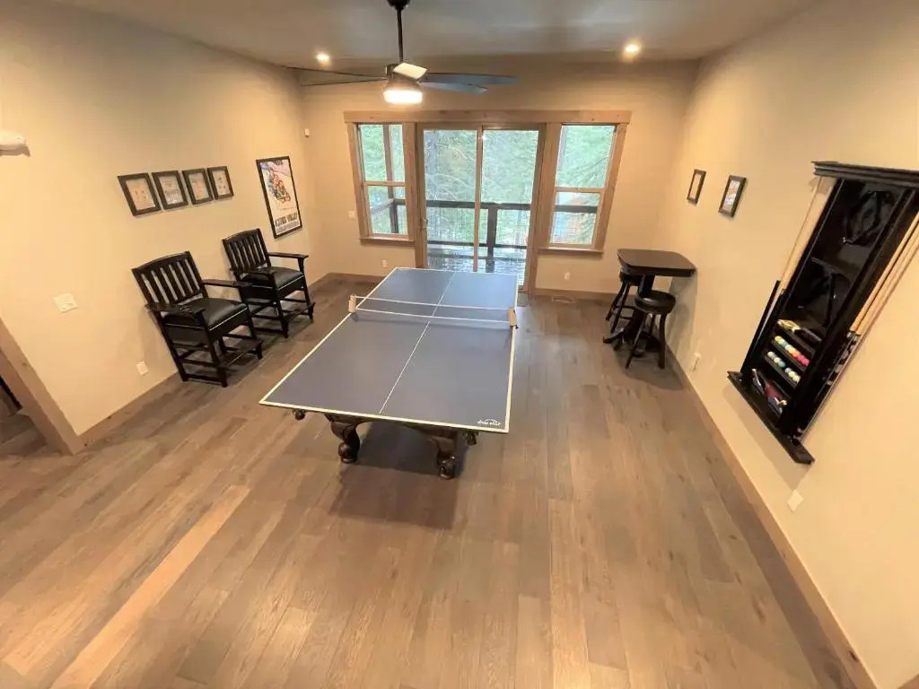 Saint Bernard - INCREDIBLE MOUNTAIN GETAWAY HOT TUB GAME ROOM GAS BBQ L2 EV CONNECTION TAHOE