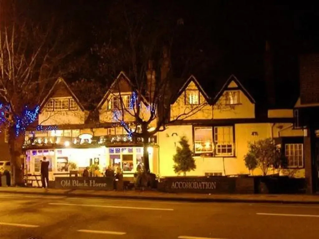 The Old Black Horse Inn