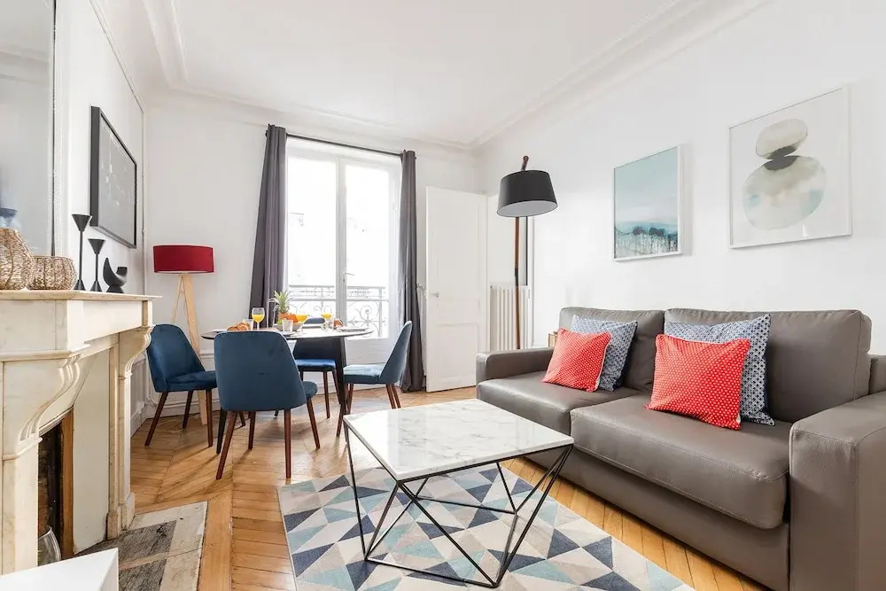 River Seine - Quartier Latin Apartment