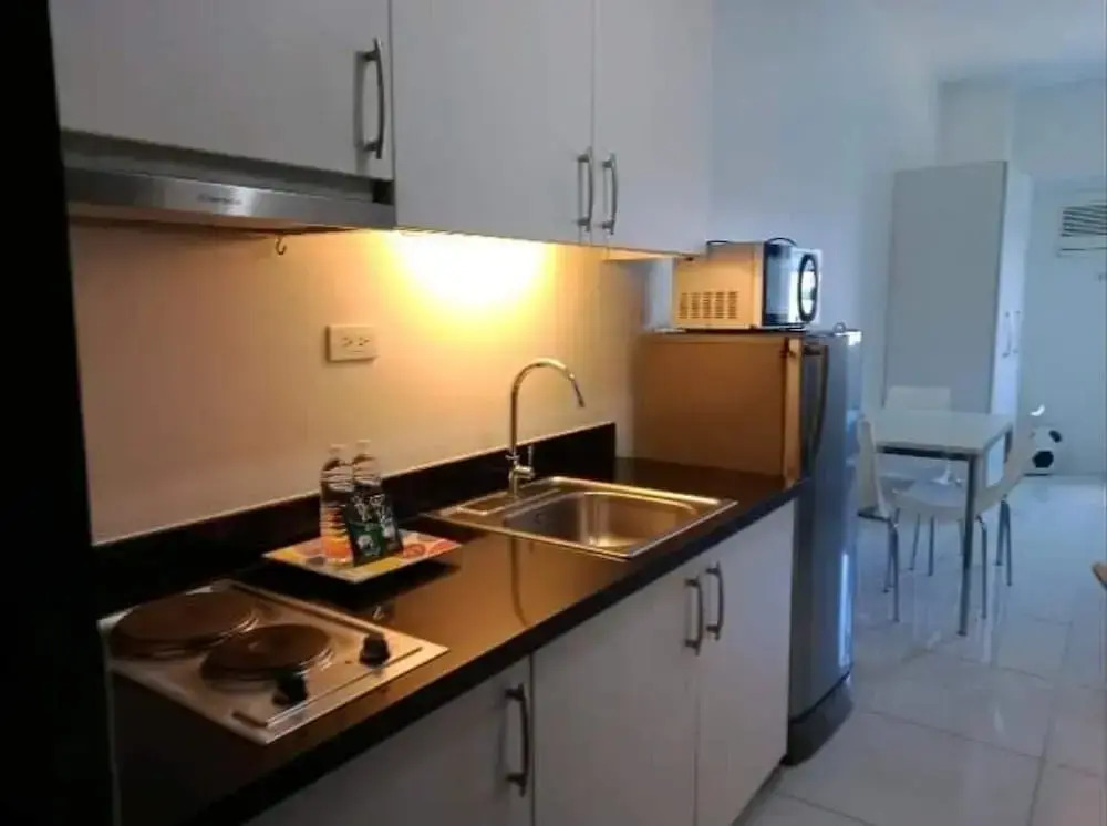 Condo Studio Luxe in Princeton Residences