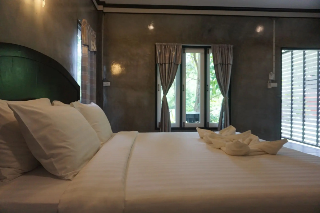 V Valley Resort