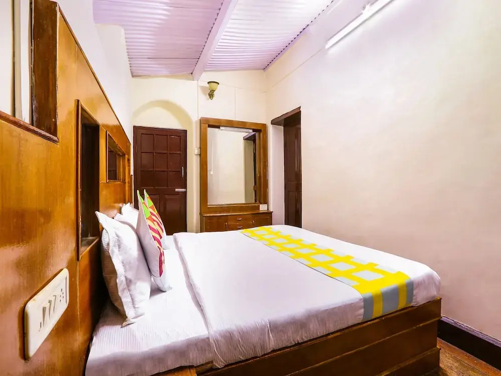 OYO 24868 Home Heritage Stay Rose Garden Ooty