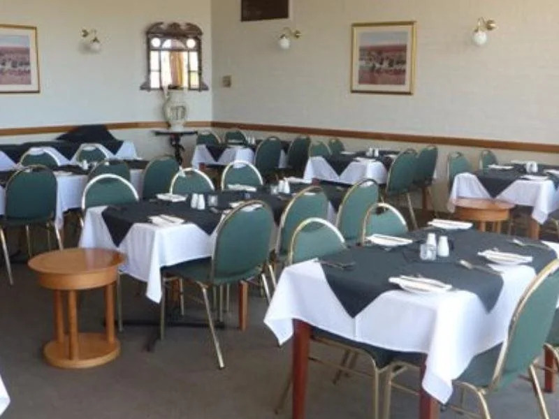 Countryman Motor Inn