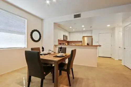 Bluebird Suites in Irvine