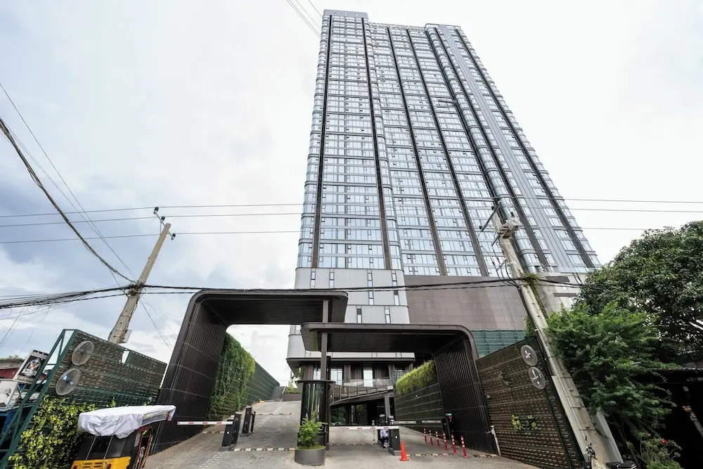 Vue Aston Condominium by Soben Homes