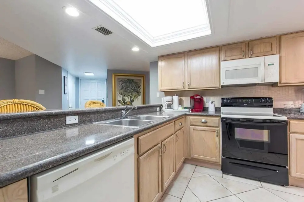 Saida IV Condominium 603