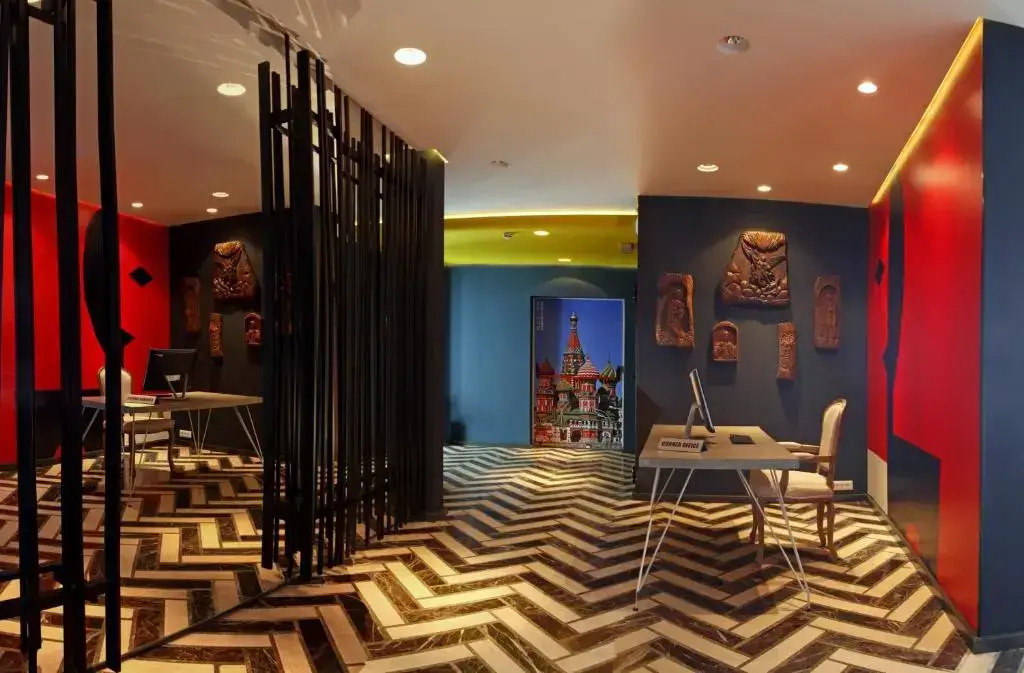 Hotel Russia