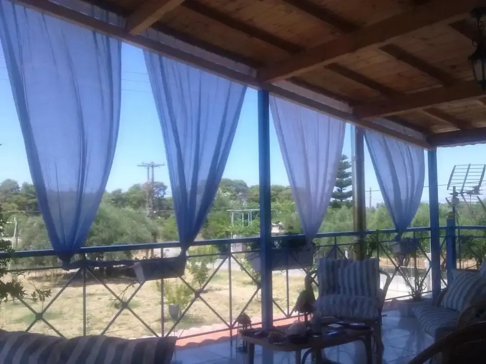 House With 3 Bedrooms in Elea, With Wonderful Mountain View, Enclosed