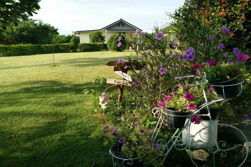 Les Collines Resort