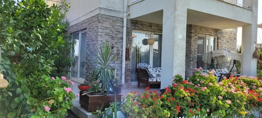 Architect's house with spacious veranda in Antalya, Belek