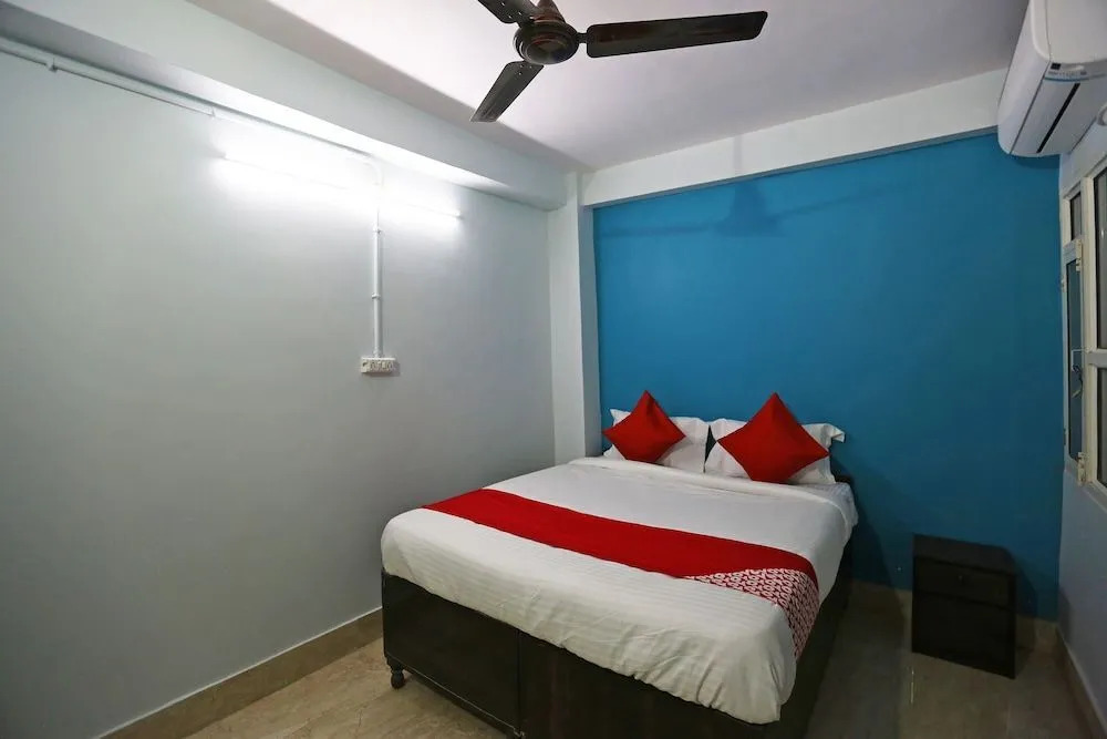 Dimpy House by OYO Rooms