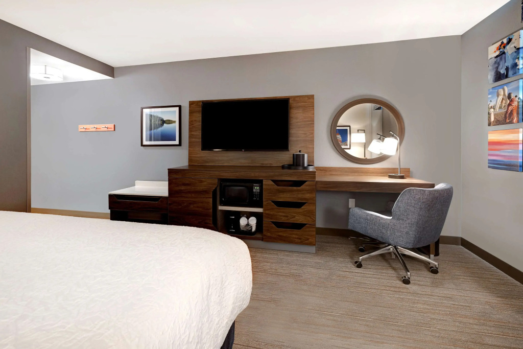 Hampton Inn Crown Point, In