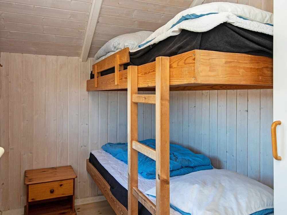 6 person holiday home in Harboøre