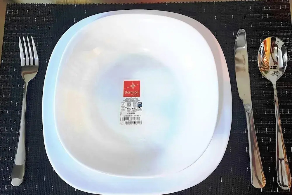 Sleeps 2 With Netflix and Free Wi-fi
