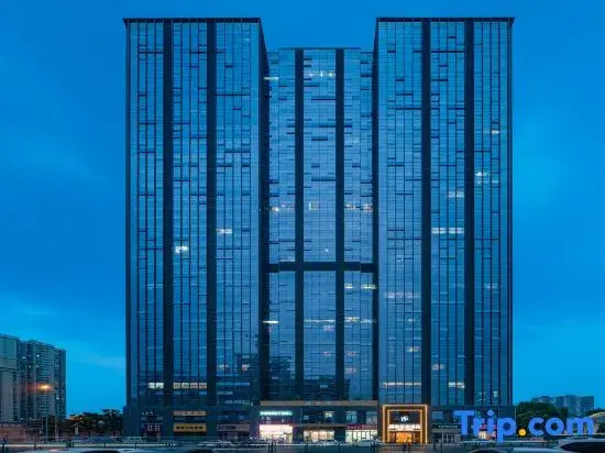 Urban Garden Hotel (Chengdu Happy Valley Jinniu Park Subway Station)