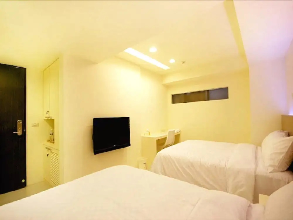 Skyroom 2
