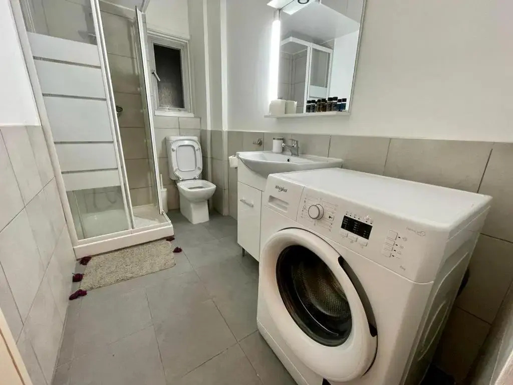 ROMANOU SUITES - 2 BDR Nicosia -Close to the Center