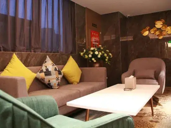REX Hotel
