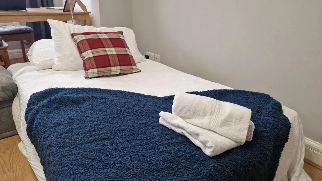 Cosy 1 Bed Apt in Lincoln With Amenities & Parking,