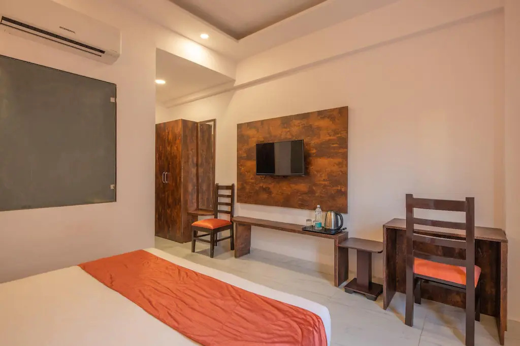 Hotel Ayu Suites
