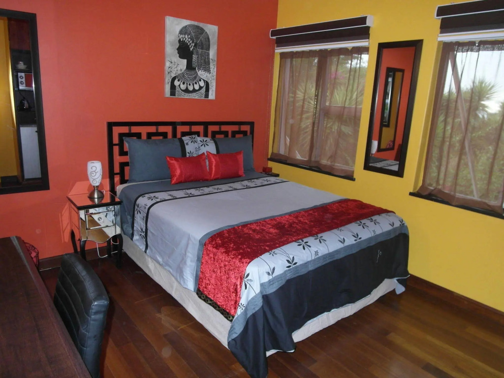 Red Square Home