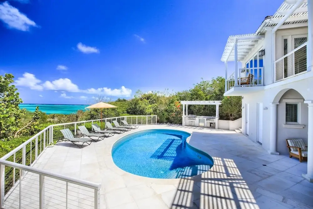 Cobalt Villa - Four Bedroom Home