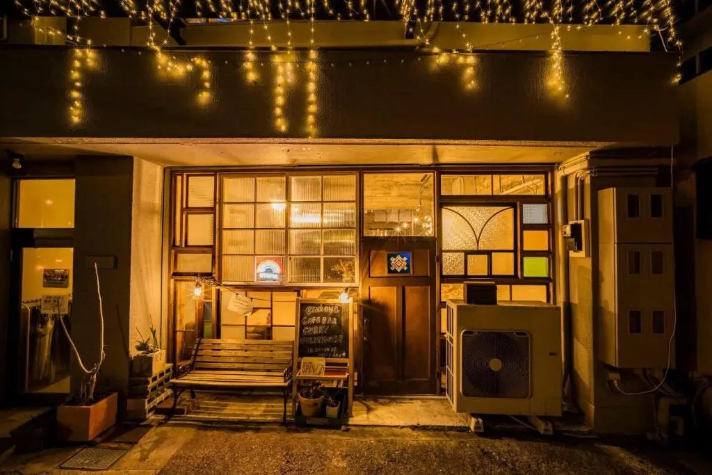 ArtBar & GuestHouse ennova