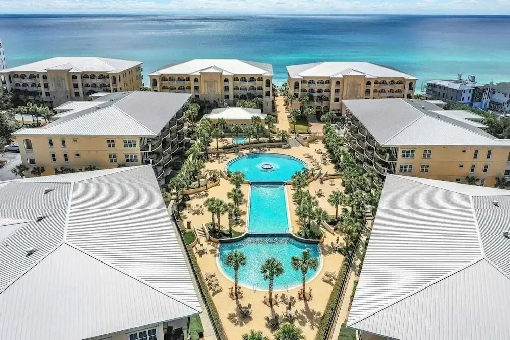 Salt Water Express by Avantstay Top Floor, Corner Unit Adagio