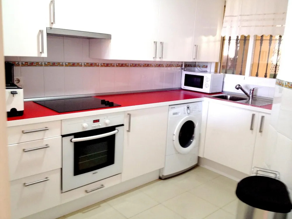 Apartment With 2 Bedrooms in Marbella, With Wonderful Mountain View, P